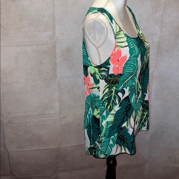 Go to the Tropics!  Express Palm Tree Party Blouse - Picture 5 of 6